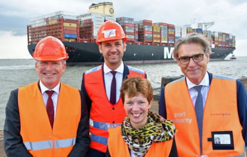 from left to right: Michael Blach (Chairman EUROGATE-Group), Friedrich Stuhrmann (Managing Director MSC Gate), Dr. Claudia Schilling (Senator for Science and Ports of the Federal State of Bremen), Robert Howe (Managing Director bremenports)